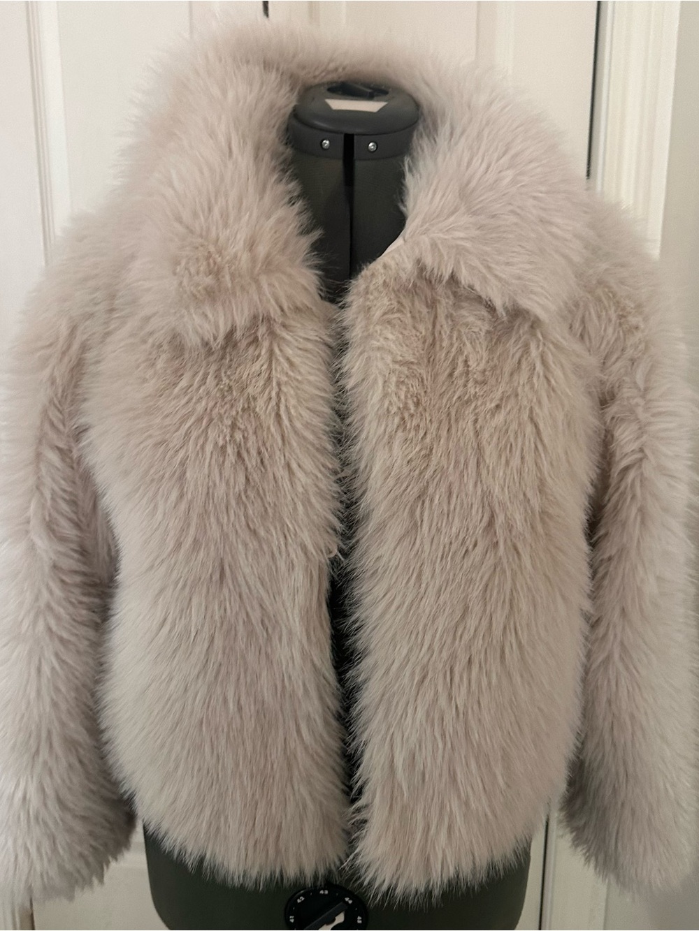 Old Navy Plush Teddy Jacket in Light Taupe